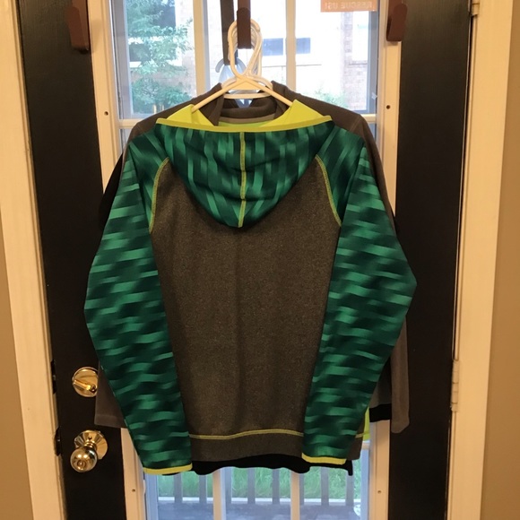 🚸 Two Piece Bundle Boys Large - Picture 2 of 4